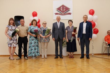 Состоялся профессиональный праздник кооператоров в Томском облпотребсоюзе